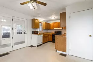 989 Davis Ave, Newark, OH 43055 - Photo 4