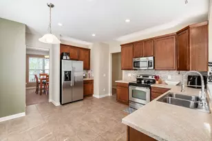 573 Summer Tree Loop, Marysville, OH 43040 - Photo 6