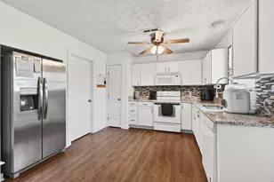 1119 Lake Forest Dr, Hebron, OH 43025 - Photo 24