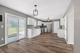 232 S E St, New Holland, OH 43145 - Photo 6