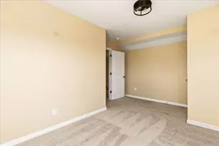 5648 Long Branch Pl, Columbus, OH 43228 - Photo 22
