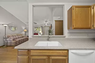 8565 Victoria Meadow Ln, Reynoldsburg, OH 43068 - Photo 10