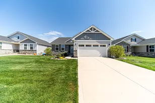 520 Buchloe Dr, Marysville, OH 43040 - Photo 2