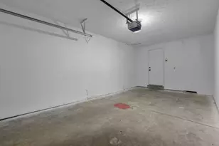 4940 Kristie Falls, Columbus, OH 43221 - Photo 24