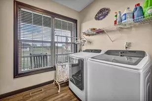 27 Fieldcrest Dr, Centerburg, OH 43011 - Photo 60