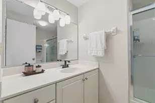 2080 MacKenzie Dr, Upper Arlington, OH 43220 - Photo 28