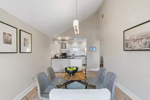 2080 MacKenzie Dr, Upper Arlington, OH 43220 - Photo 20