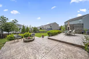 204 Honey Locust Ln, Commercial Point, OH 43116 - Photo 26