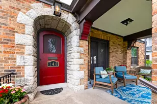 140 S Cassingham Rd, Columbus, OH 43209 - Photo 2