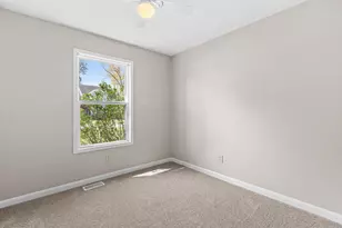 3698 Earl Ave, Columbus, OH 43219 - Photo 16