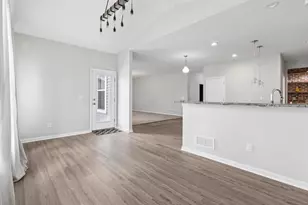 1124 Ayrshire Dr, Columbus, OH 43207 - Photo 12