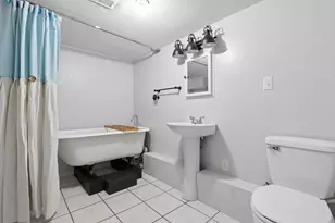 1124 Ayrshire Dr, Columbus, OH 43207 - Photo 34