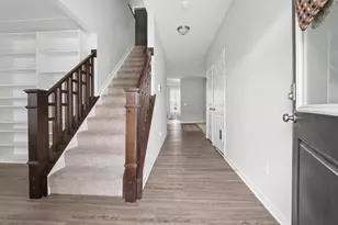 1124 Ayrshire Dr, Columbus, OH 43207 - Photo 6