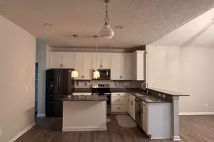 1124 Ayrshire Dr, Columbus, OH 43207 - Photo 14
