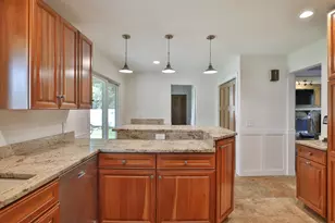 1363 Castleton Rd N, Columbus, OH 43220 - Photo 24