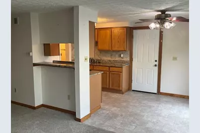 707 Cherry Hollow Road #C, Columbus, OH 43228 - Photo 6