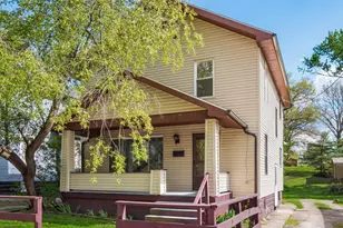 954 Pershing Rd, Zanesville, OH 43701 - Photo 4