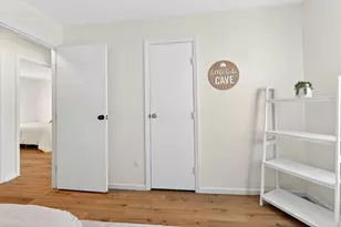988 Bright Star Ct, Columbus, OH 43228 - Photo 32