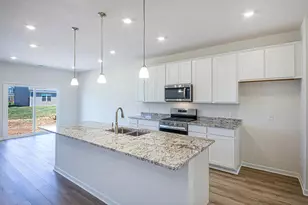 340 Honeysuckle St, South Bloomfield, OH 43103 - Photo 2