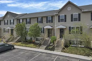271 Oxford Oak Dr, Blacklick, OH 43004 - Photo 2
