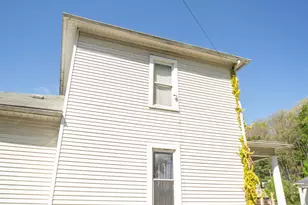 18 S High St, Glouster, OH 45732 - Photo 6