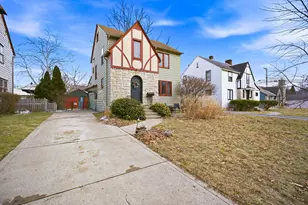 1002 S Cassingham Rd, Columbus, OH 43209 - Photo 4