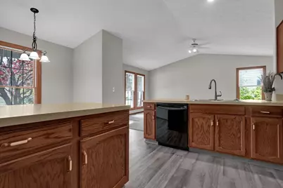 7784 Leaview Drive, Columbus, OH 43235 - Photo 16