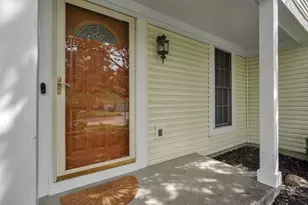 7784 Leaview Dr, Columbus, OH 43235 - Photo 6
