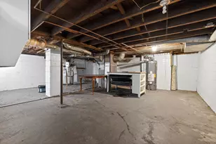 2448 Parkwood Ave, Columbus, OH 43211 - Photo 30