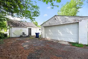 668 Erickson Ave, Columbus, OH 43213 - Photo 2