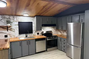 5965 Harrisburg Georgesville Rd, Grove City, OH 43123 - Photo 8