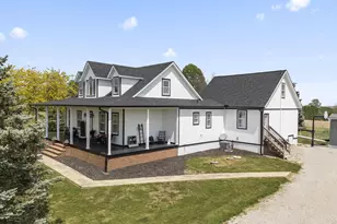 29814 Wolfe Rd, Circleville, OH 43113 - Photo 2
