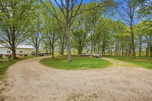 8800 Currier Rd, Plain City, OH 43064 - Photo 76