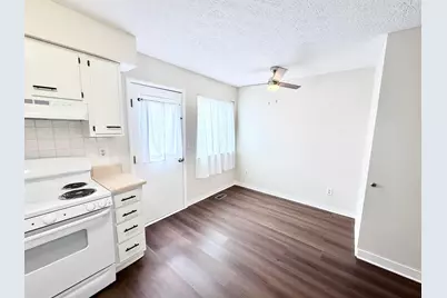 1953 Slaton Court, Columbus, OH 43235 - Photo 4