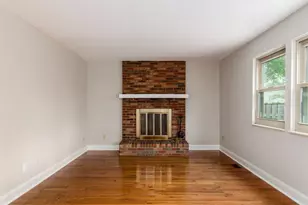 2133 Meadow Hills Ct, Columbus, OH 43228 - Photo 18