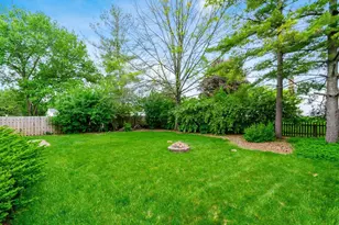 2133 Meadow Hills Ct, Columbus, OH 43228 - Photo 40