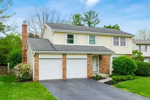 2133 Meadow Hills Ct, Columbus, OH 43228 - Photo 2
