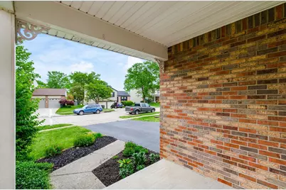 2133 Meadow Hills Court, Columbus, OH 43228 - Photo 4