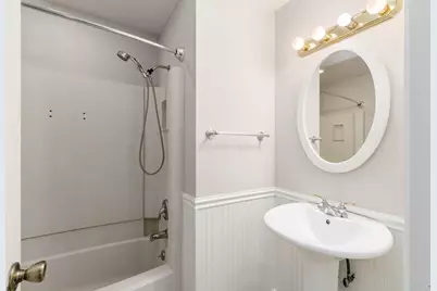2133 Meadow Hills Court, Columbus, OH 43228 - Photo 24