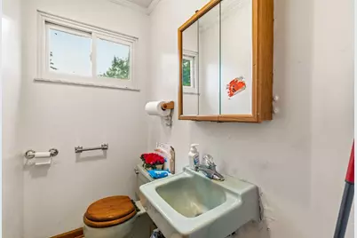 5203 Quincy Drive, Columbus, OH 43232 - Photo 14