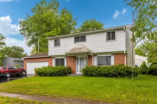 5203 Quincy Dr, Columbus, OH 43232 - Photo 2