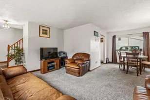 5203 Quincy Dr, Columbus, OH 43232 - Photo 4