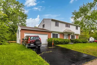 5203 Quincy Drive, Columbus, OH 43232 - Photo 2