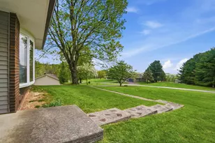 1144 Rainbow Dr NW, Lancaster, OH 43130 - Photo 6