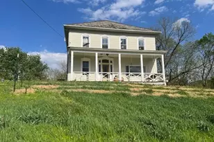 5470 N River Rd E, Zanesville, OH 43701 - Photo 1
