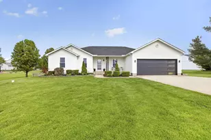 1538 Amanda Northern Rd NW, Canal Winchester, OH 43110 - Photo 2