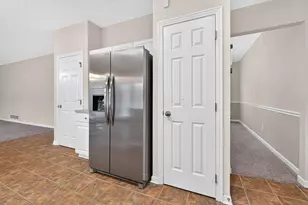 7742 Priestley Dr, Reynoldsburg, OH 43068 - Photo 18