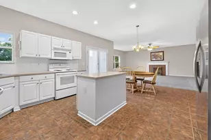 7742 Priestley Dr, Reynoldsburg, OH 43068 - Photo 12