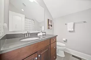 4025 Chelsea Green W, New Albany, OH 43054 - Photo 14