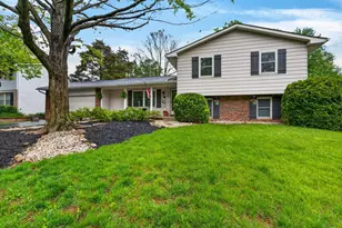 2428 Merbrook Rd, Columbus, OH 43235 - Photo 2